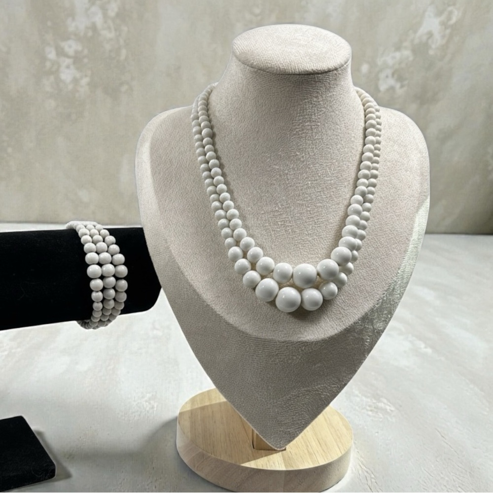 Vintage JAPAN Signed White Ceramic Beaded Necklace and Bracelet Set